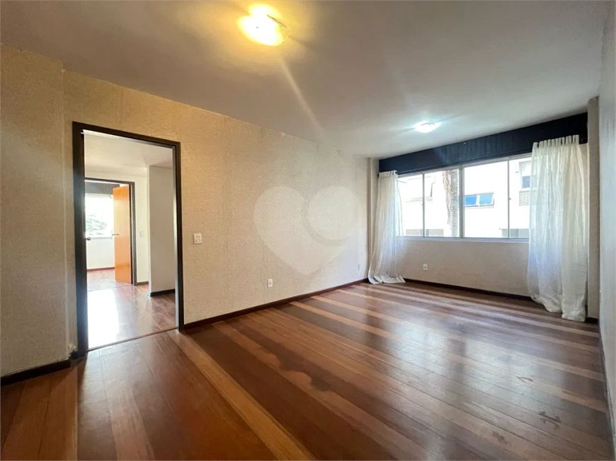 Apartamento com 3 quartos para locação em Mont Serrat - RS