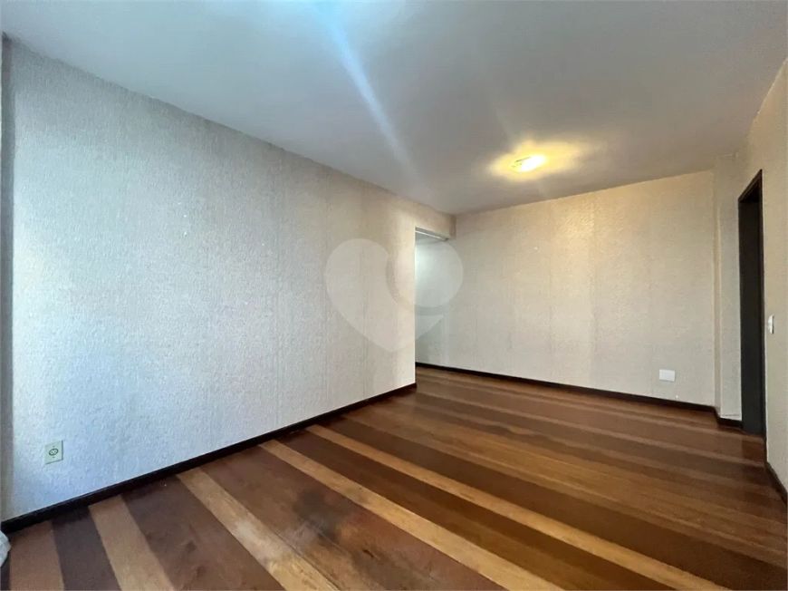 Apartamento com 3 quartos para locação em Mont Serrat - RS