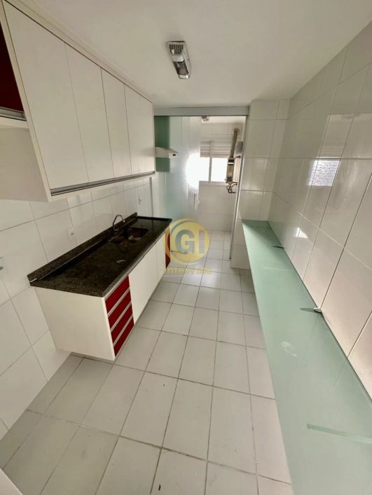 APARTAMENTO A VENDA NA REGIÃO JARDIM AMÉRICA EM SÃO JOSÉ DOS CAMPOS -SP