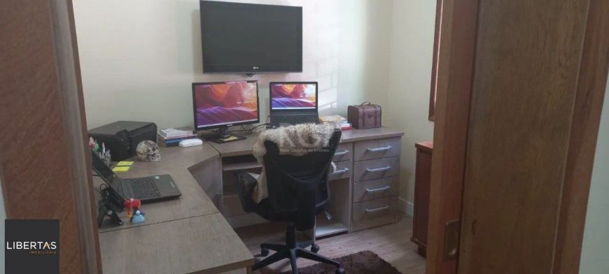 BAIXOU!!! APROVEITE!! LINDA CASA , 3 DORMITÓRIOS, 2 VAGAS - BAIRRO CASCATA- POA