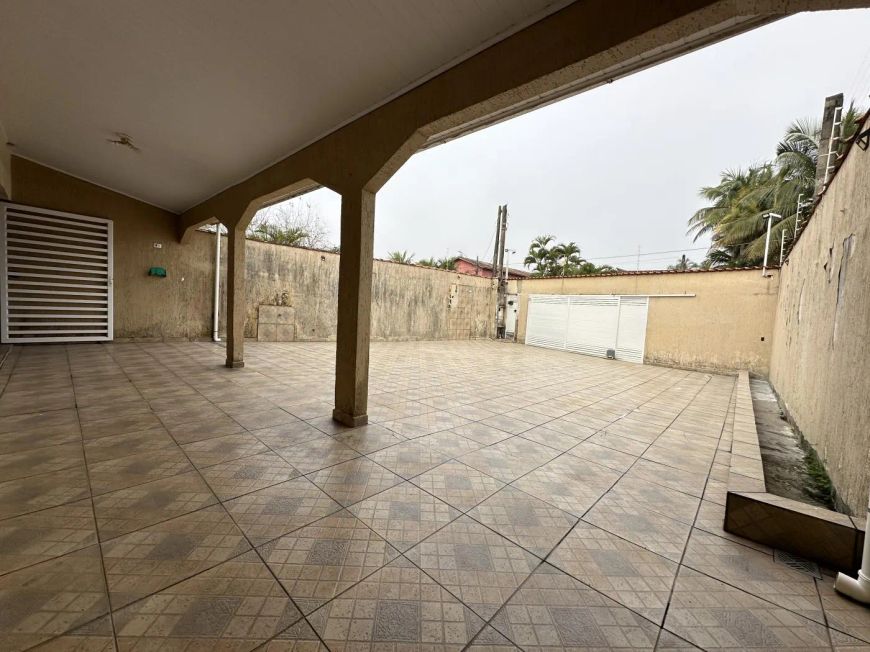 Casa para Venda em Itanhaém, Gaivota, 2 dormitórios, 1 suíte, 1 banheiro, 6 vagas