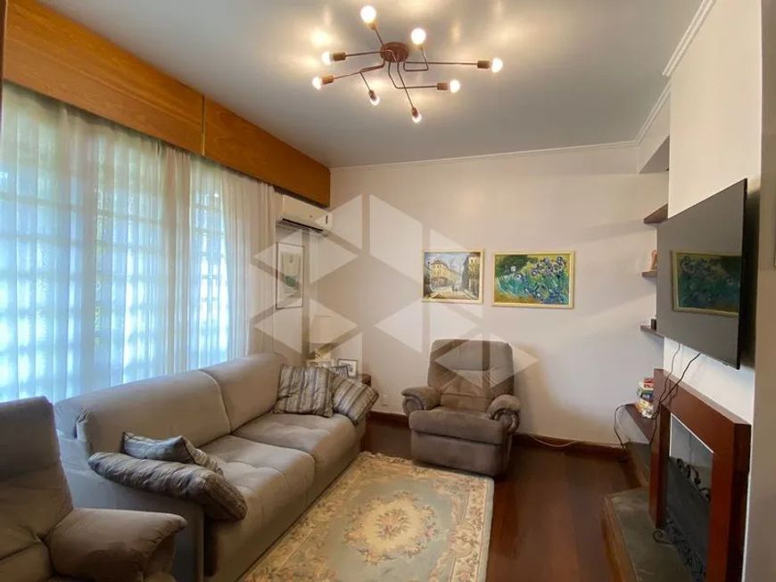 Sala/Conjunto em CHACARA DAS PEDRAS