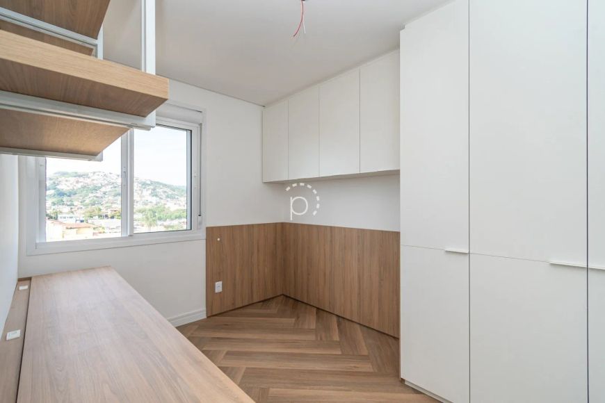 Venda de Apartamento em bairro Tristeza com 66m² Área Const.