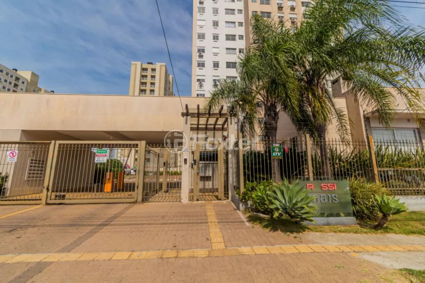 Apartamento à venda Rua Irmão Félix Roberto, Humaitá - Porto Alegre