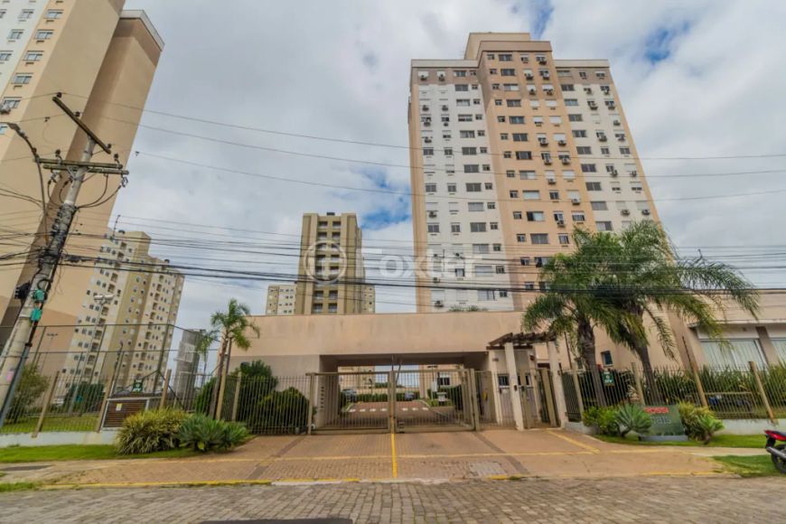 Apartamento à venda Rua Irmão Félix Roberto, Humaitá - Porto Alegre