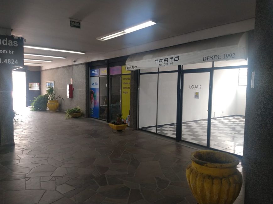 Ponto comercial/Loja/Box para aluguel com 50 metros quadrados em Jardim Lindóia - Porto Alegre - RS