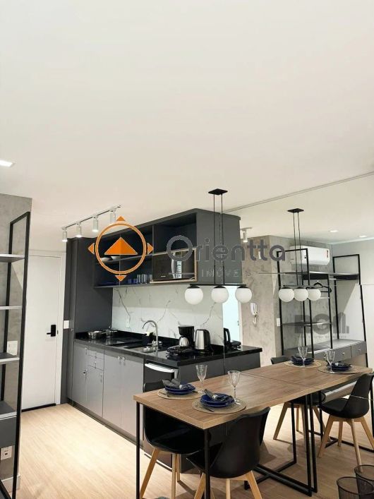 Imobiliária Orientta ALUGA Excelente Studio na Rua Vinte Quatro de Outubro, no GO24 no bairro Auxili