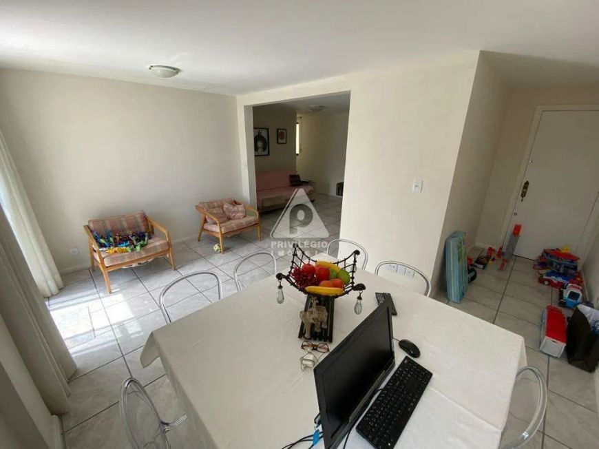 Cobertura,3 quartos, Recreio dos Bandeirantes.