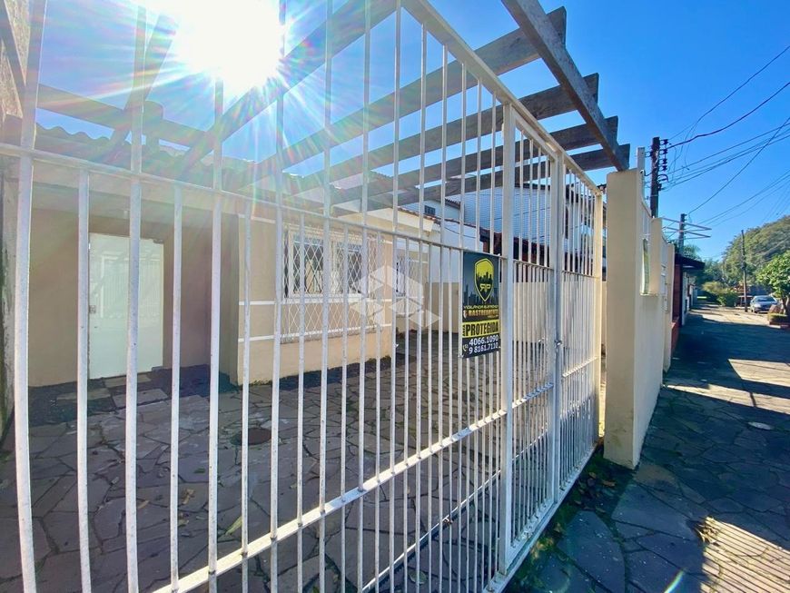 CASA TÉRREA DE 2 DORMITÓRIOS A VENDA EM PORTO ALEGRE NO BAIRRO SANTA MARIA GORETTI
