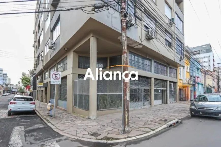 Loja para aluguel com mezanino e vitrine no bairro Cidade Baixa em Porto Alegre/RS
