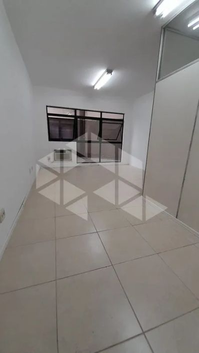 Sala/Conjunto em TRISTEZA