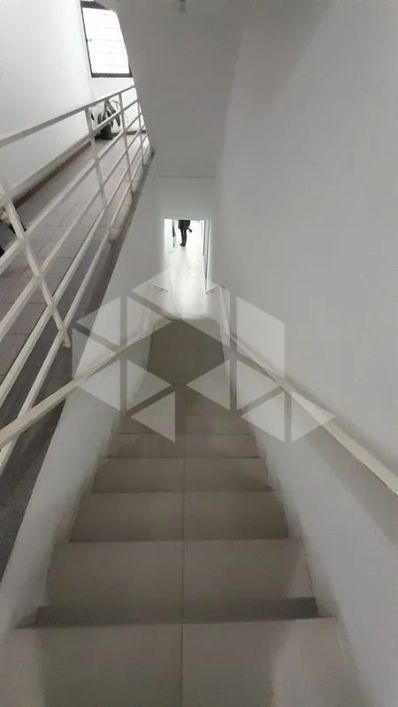 Sala/Conjunto em TRISTEZA