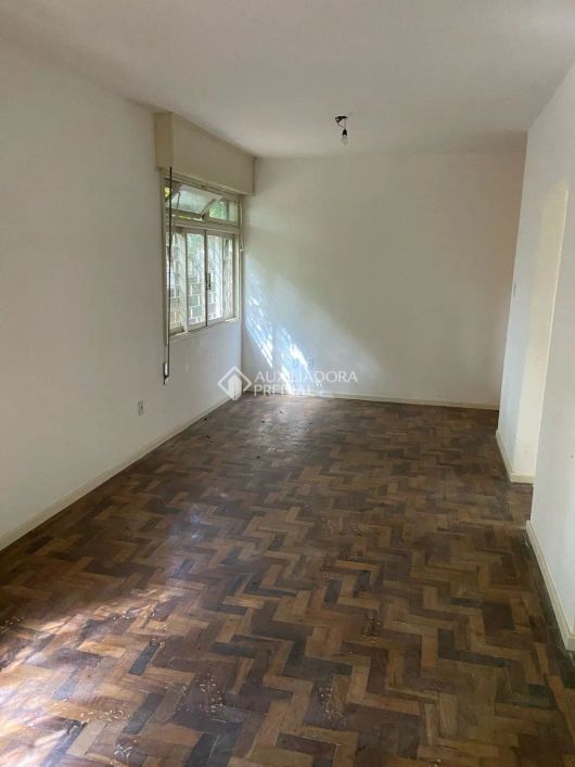 Apto super bem localizado no Bairro Moinhos de Vento