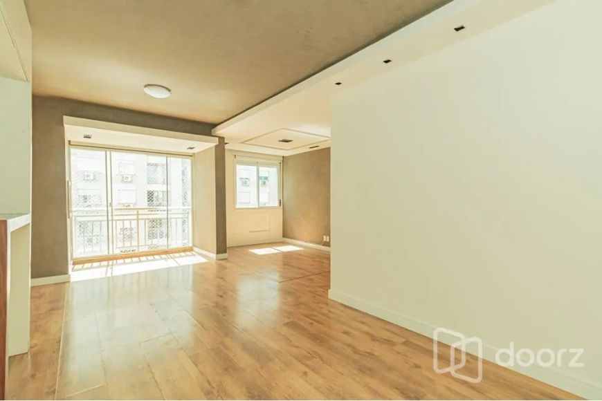 Imóvel na jari com 3 dormitórios e 74m²