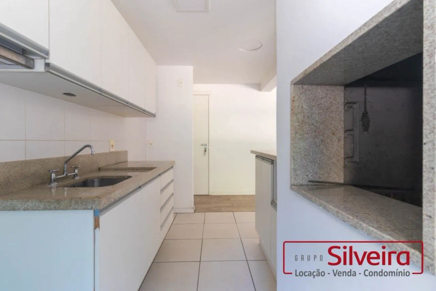 Apartamento 3 dormitórios Semi mobiliado New Life