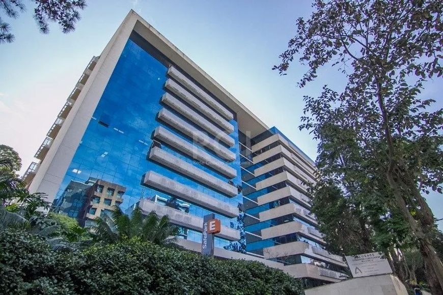 Excelente sala comercial medindo 43,87m², localizado no 6º andar de frente e vista panorâmica para o