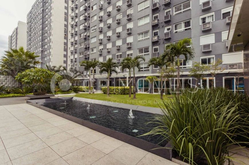 Apartamentos em Porto Alegre, no bairro Jardim Lindóia, à venda.