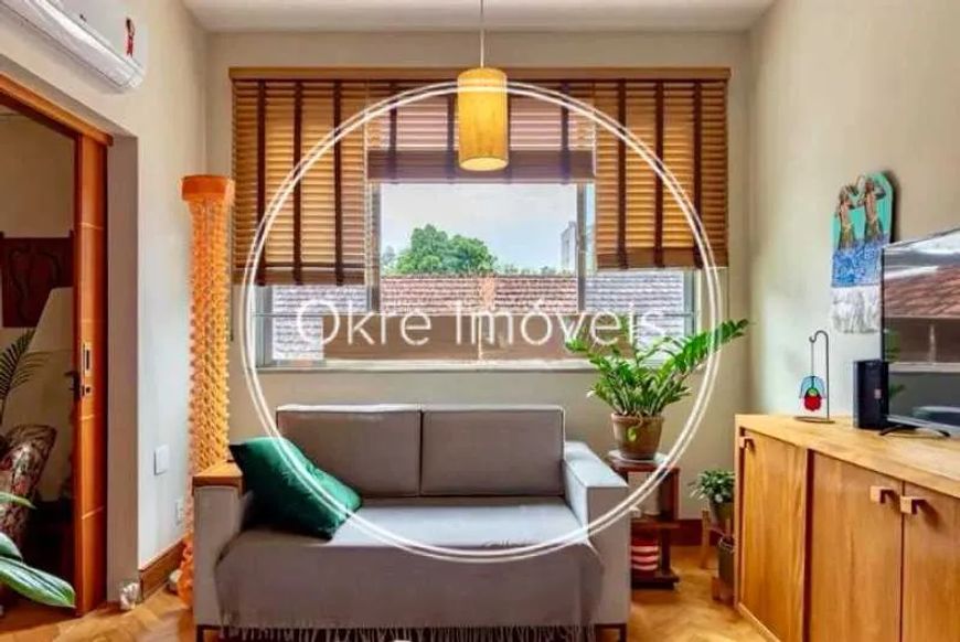 Apartamento : Padrão / Residencial / Humaitá