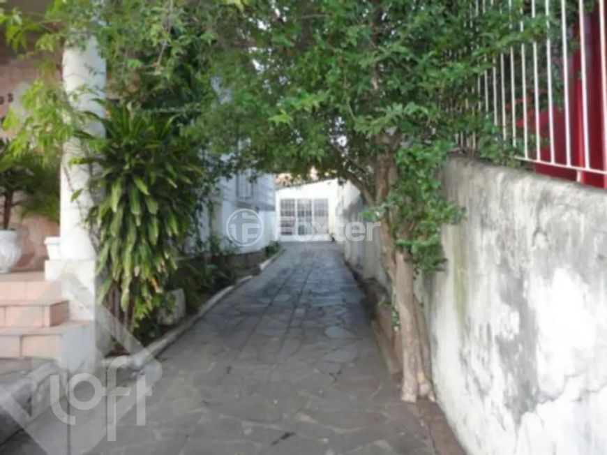 Casa à venda Avenida Carneiro da Fontoura, Jardim São Pedro - Porto Alegre