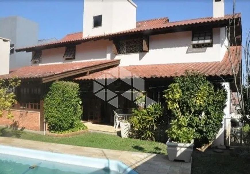 Espetacular casa com 05 dormitórios/quartos zona sul!