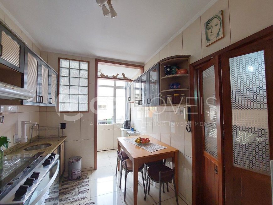 Apartamentos em Porto Alegre, no bairro Passo da Areia, à venda.