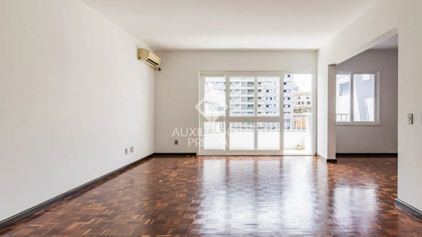 Excelente Apartamento em Moinhos de Vento