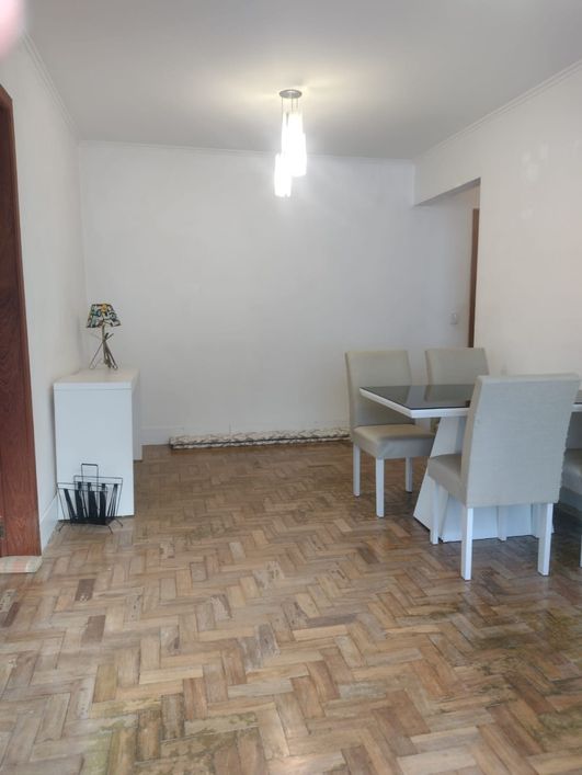 Imóvel para venda possui 80 metros quadrados com 2 quartos em Bela Vista - Porto Alegre - RS