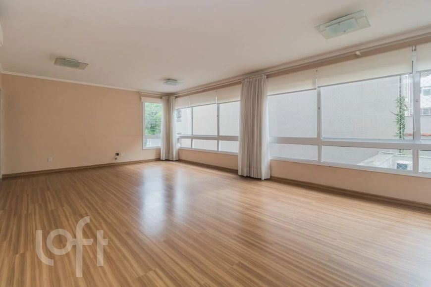 Apartamento à venda em Auxiliadora com 123 m², 3 quartos, 1 suíte, 2 vagas