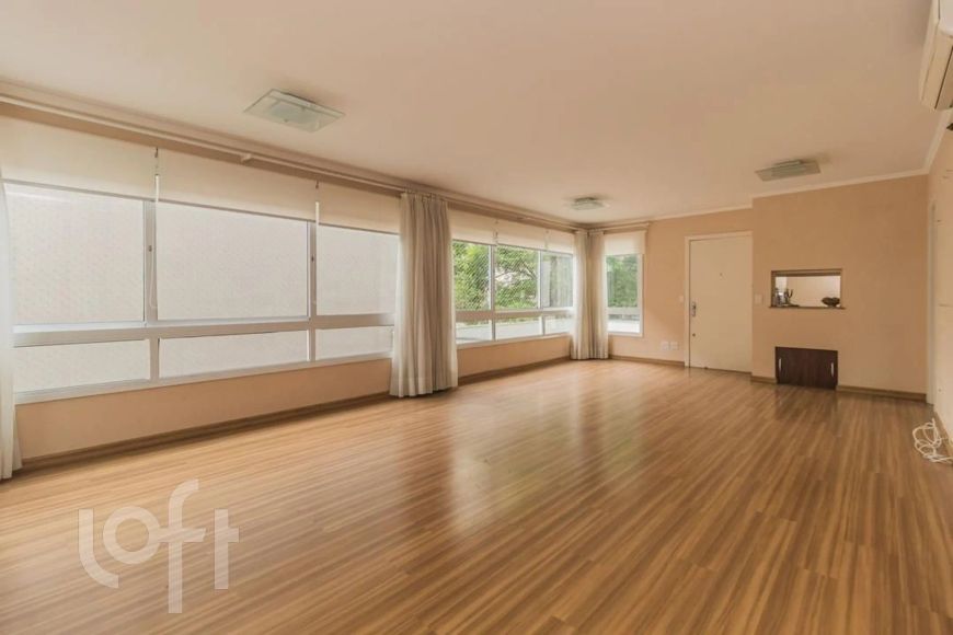 Apartamento à venda em Auxiliadora com 123 m², 3 quartos, 1 suíte, 2 vagas