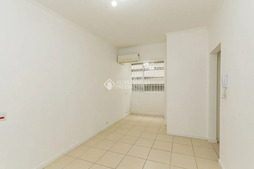 Apartamento com 3 dormitórios, sendo 1 suíte - Praia de Belas