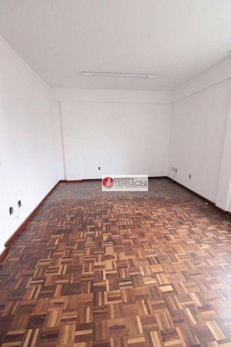 Sala para alugar, 26 m² por R$ 350,00/mês - São João - Porto Alegre/RS