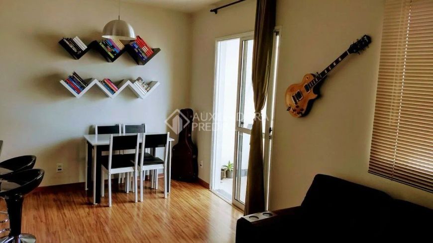 Apartamento a venda com 2 (dois) quartos em Porto Alegre