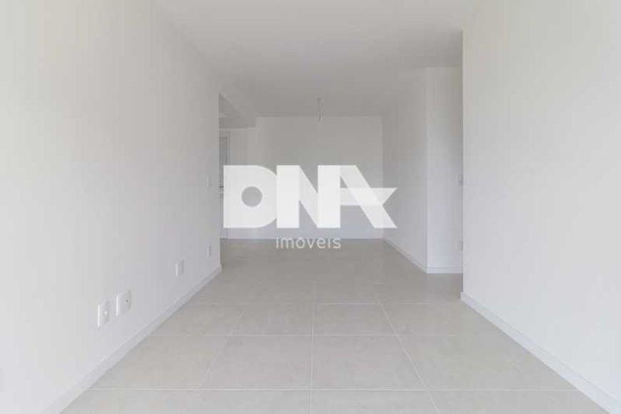 Apartamento - / Residencial / Recreio dos Bandeirantes