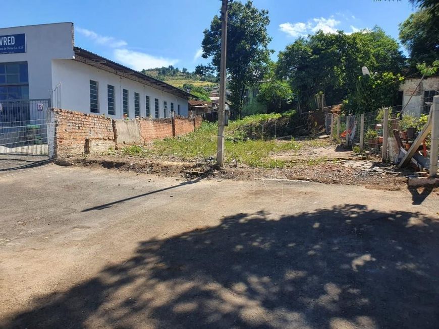 Terreno para alugar, 440 m² por R$ 1.905,55/mês - Hípica - Porto Alegre/RS