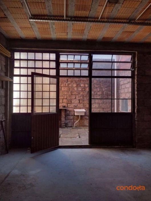 Pavilhão para alugar, 480 m² por R$ 5.500,00/mês - Santa Maria Goretti - Porto Alegre/RS