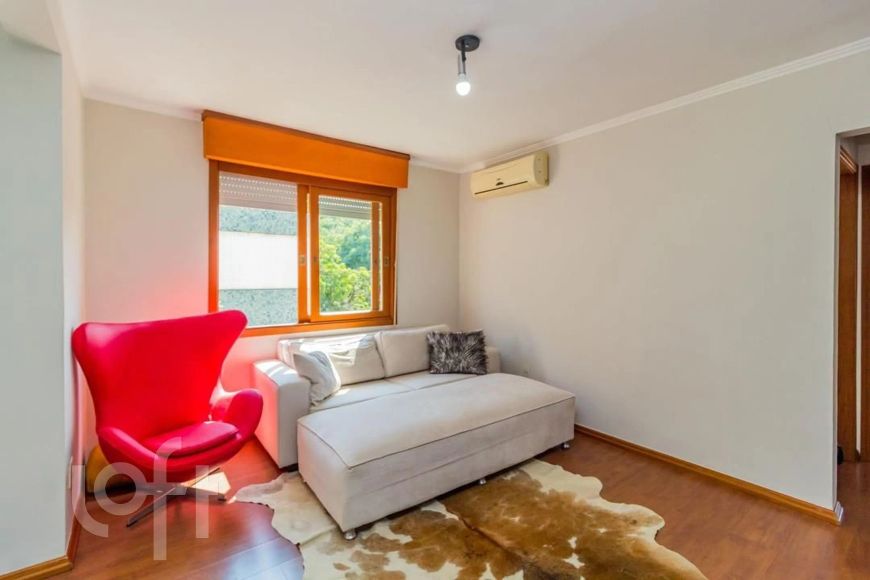 Imóvel para venda possui 70 metros quadrados com 2 quartos em Mont Serrat - Porto Alegre - RS