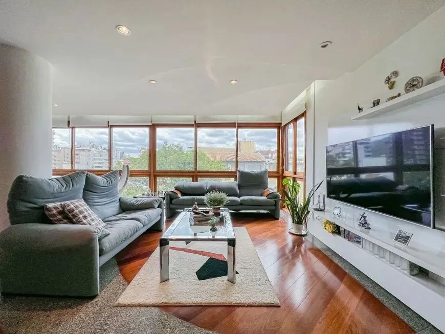 Duplex para venda tem 431 metros quadrados com 3 quartos em Mont Serrat - Porto Alegre - RS
