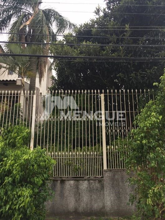 Terreno residencial ou comercial à venda no bairro J. São Pedro em Porto Alegre com 330,00 m² por R$