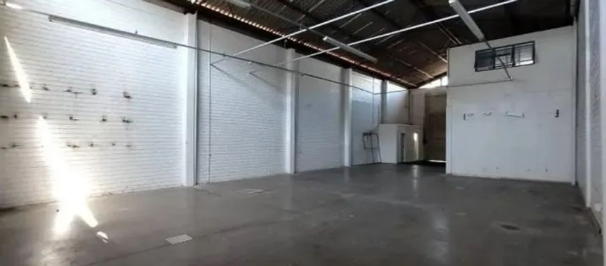 Pavilhão para alugar no bairro Navegantes