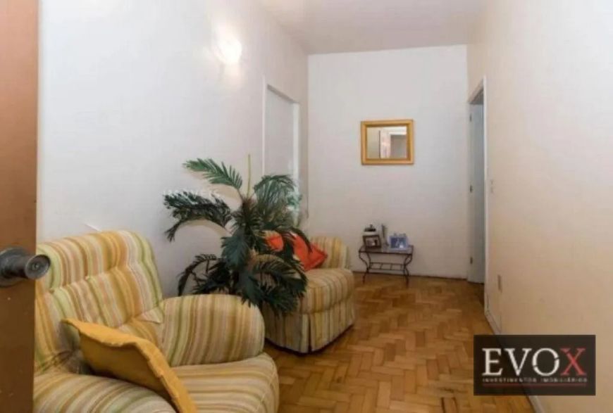 Casa de 4 dormitórios no bairro Petrópolis