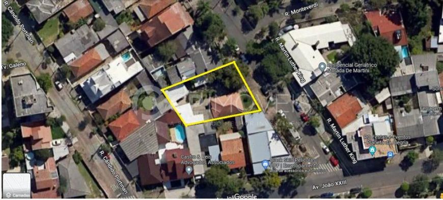 casa/terreno em Porto Alegre, no bairro São Sebastião, à venda.