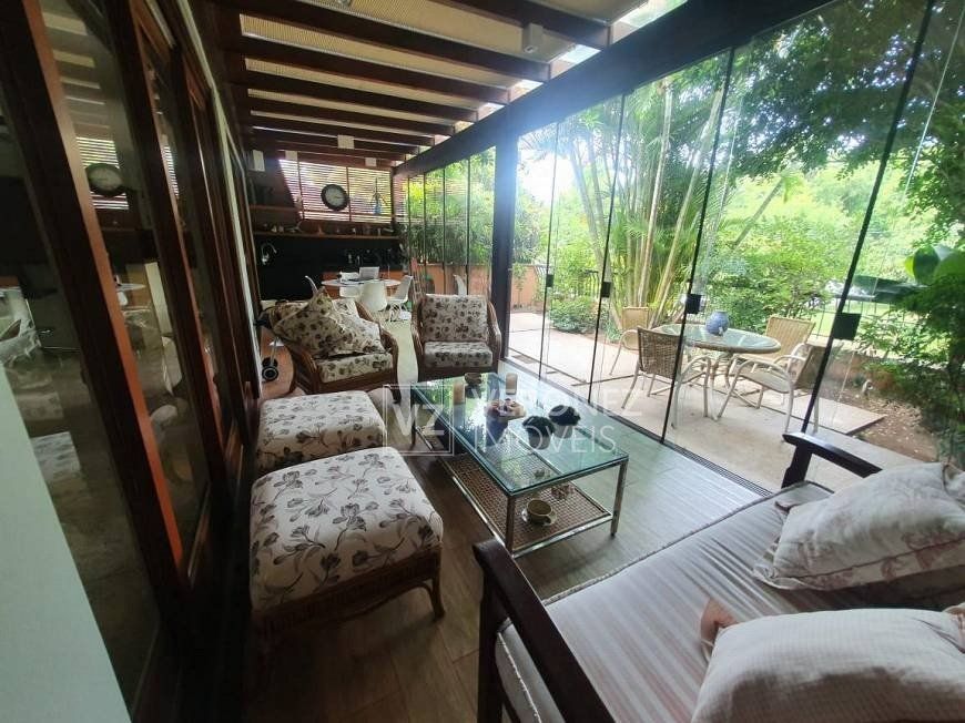 CASA EM CONDOMÍNIO 4 SUÍTES BAIRRO TRÊS FIGUEIRAS