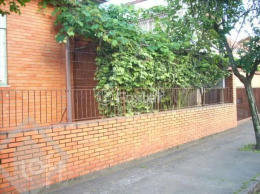 Casa à venda Rua Azevedo Sodré, Passo da Areia - Porto Alegre