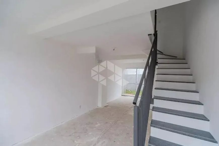 Casa de Condomínio em VILA NOVA