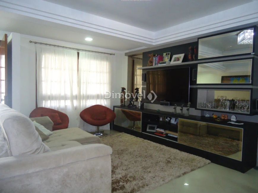 VENDA, CASA com 180.83m², 3 dormitório(s), 3 vaga(s). IPANEMA, PORTO ALEGRE.