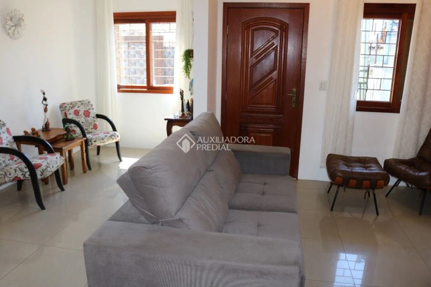 CASA NOVA - BARBADA!!! com 165 metros quadrados com 3 quartos em Vila São José - Porto Alegre - RS