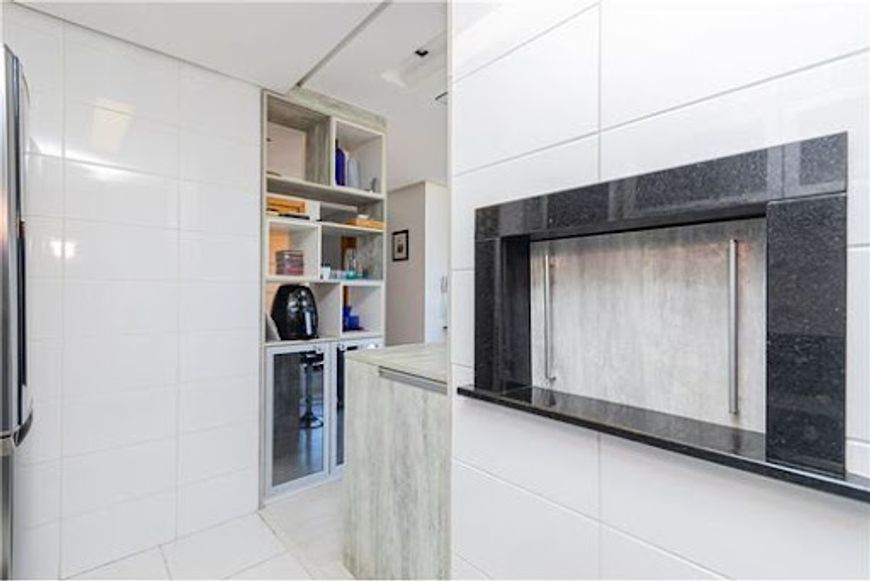 Apartamento com 3 dormitórios à venda, 78 m² por R$ 650.000,00 - Passo D Areia - Porto Alegre/RS