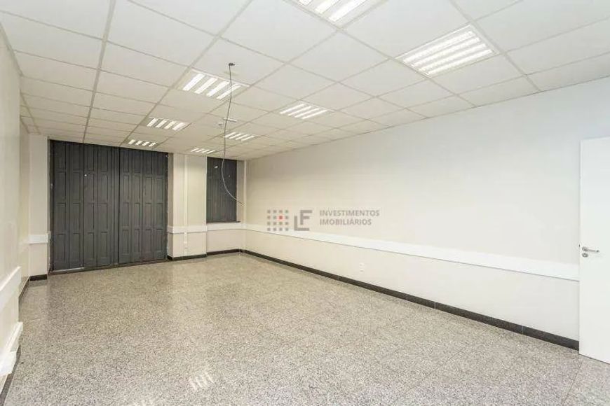 Aluguel Prédio Comercial Centro de POA - 1768m²