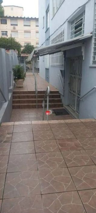 Apartamento com 1 dormitório à venda, 45 m² por R$ 270.000,00 - Teresópolis - Porto Alegre/RS