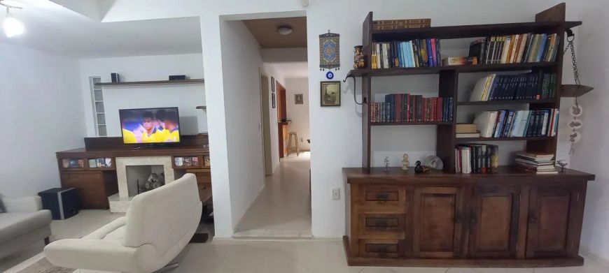 Casa para Venda em Porto Alegre, Santana, 3 dormitórios, 1 suíte, 3 banheiros, 4 vagas